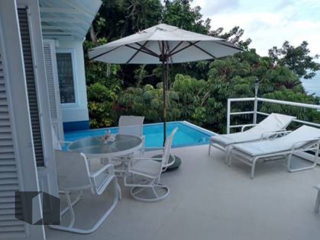 Casa Padrão no Joá - Foto 1