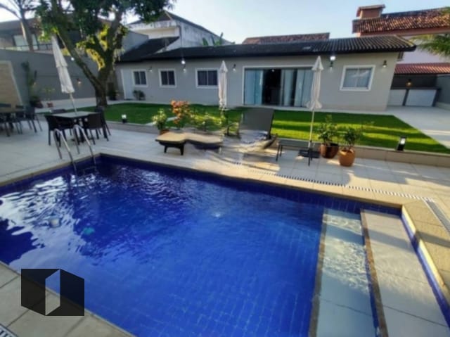 Casa Padrão na Barra da Tijuca - Foto 1