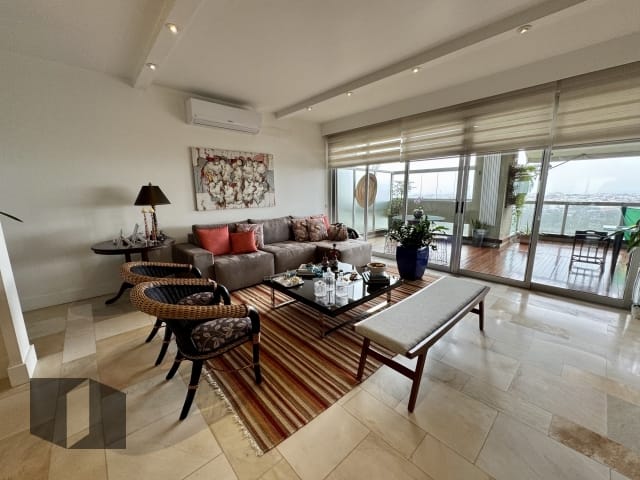 Apartamento em Itanhangá - Foto 1