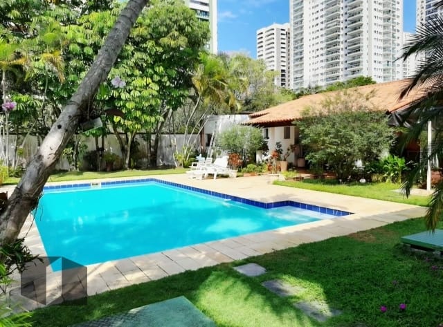 Casa Padrão na Barra da Tijuca - Foto 1