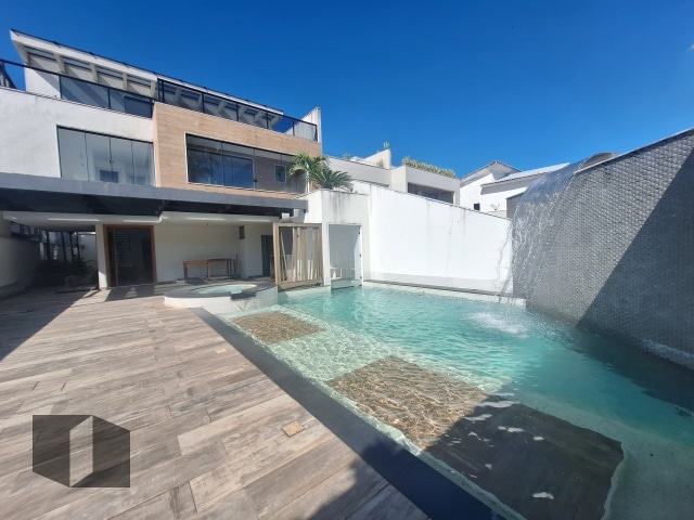 Casa Padrão na Barra da Tijuca - Foto 1