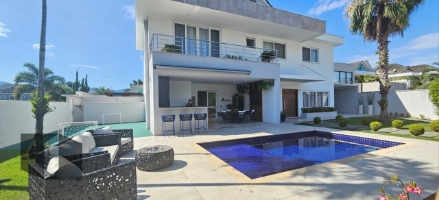 Casa Padrão no Recreio dos Bandeirantes - Foto 1