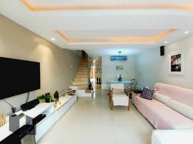 Casa Padrão no Recreio dos Bandeirantes - Foto 1