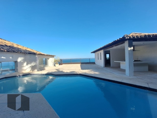 Casa Padrão no Joá - Foto 1