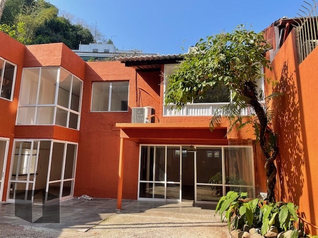 Casa Padrão na Gávea - Foto 1