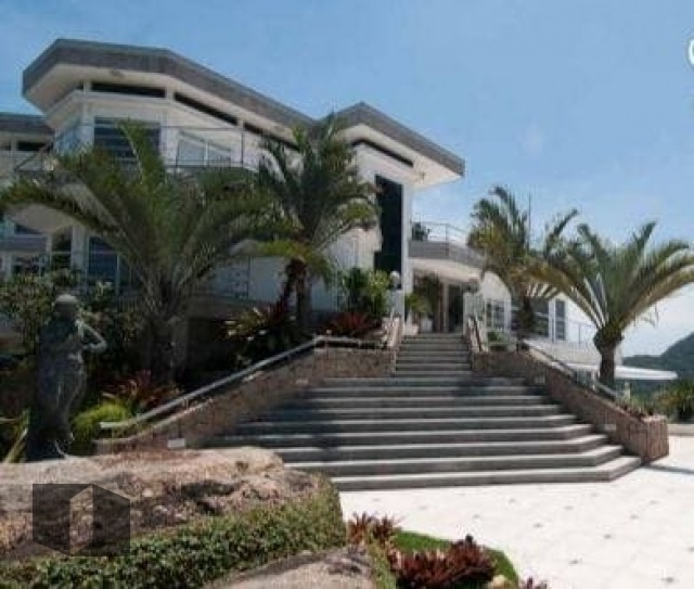 Casa Padrão no Joá - Foto 1