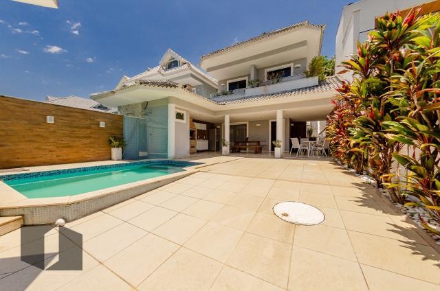 Casa Padrão no Recreio dos Bandeirantes - Foto 1