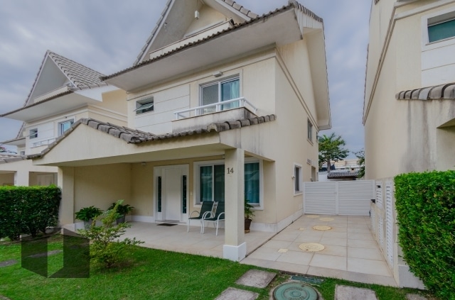 Casa Padrão no Recreio dos Bandeirantes - Foto 1