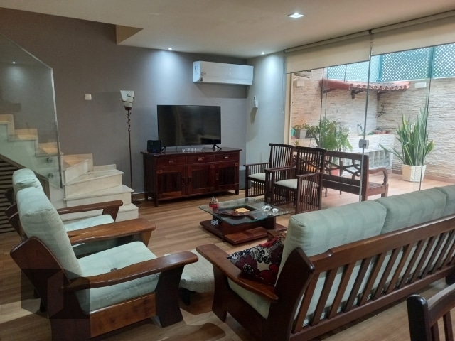 Casa Padrão no Recreio dos Bandeirantes - Foto 1