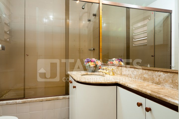 Apartamento para alugar com 3 quartos, 131m² - Foto 7