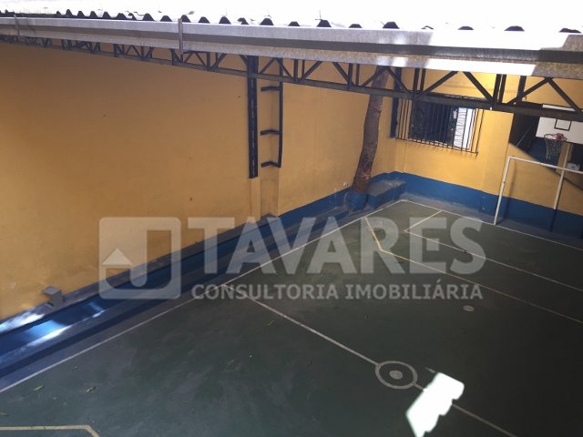 Prédio Inteiro à venda com 1 quarto, 421m² - Foto 1