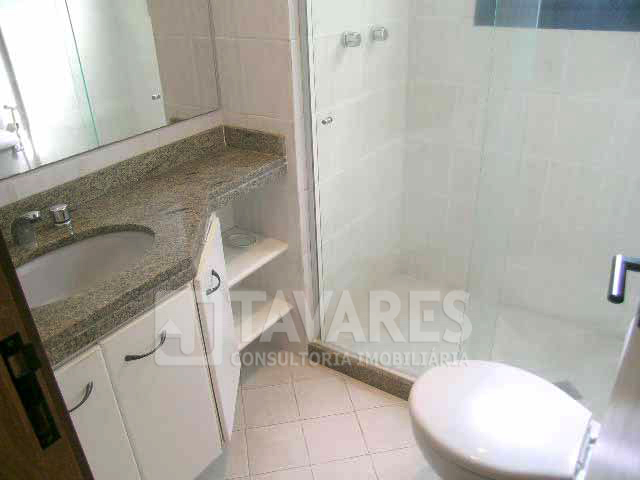 Apartamento para alugar com 2 quartos, 81m² - Foto 11