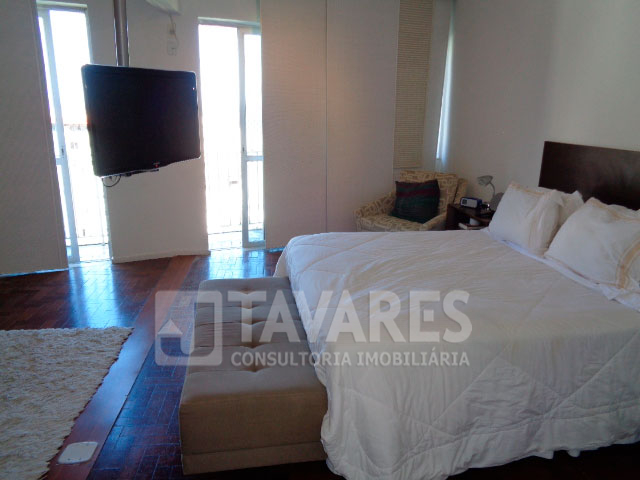 Apartamento para alugar com 5 quartos, 215m² - Foto 1