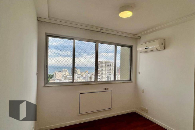 Apartamento para alugar com 4 quartos, 130m² - Foto 10