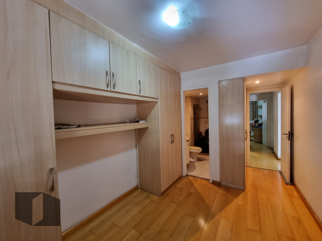 Apartamento à venda com 2 quartos, 69m² - Foto 11