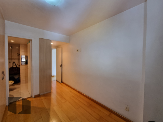 Apartamento à venda com 2 quartos, 69m² - Foto 13