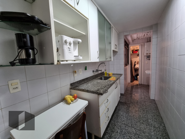 Apartamento à venda com 2 quartos, 69m² - Foto 23