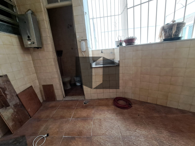 Apartamento à venda com 3 quartos, 130m² - Foto 11