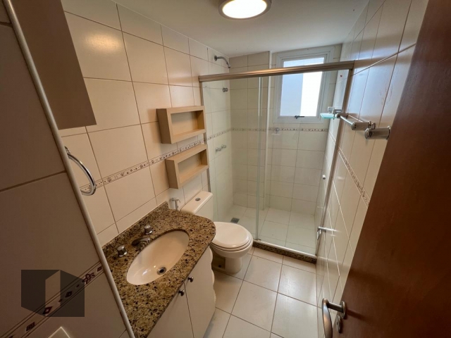 Apartamento para alugar com 4 quartos, 201m² - Foto 18