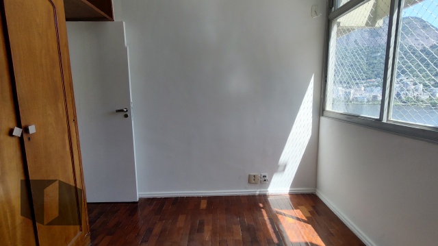 Apartamento para alugar com 4 quartos, 126m² - Foto 15