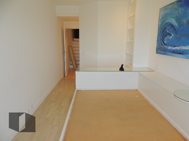 Apartamento para alugar com 1 quarto, 73m² - Foto 17