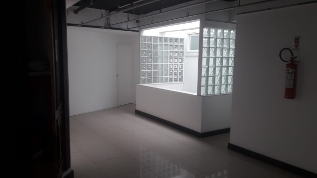 Prédio Inteiro para alugar, 1142m² - Foto 7