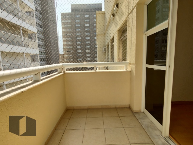 Apartamento para alugar com 2 quartos, 72m² - Foto 7