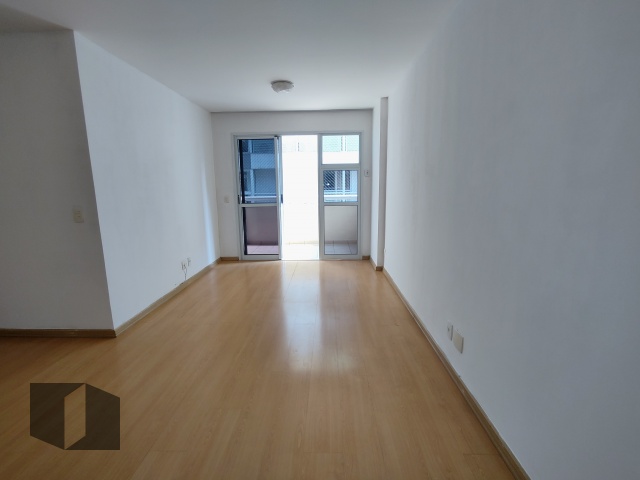 Apartamento para alugar com 2 quartos, 72m² - Foto 1