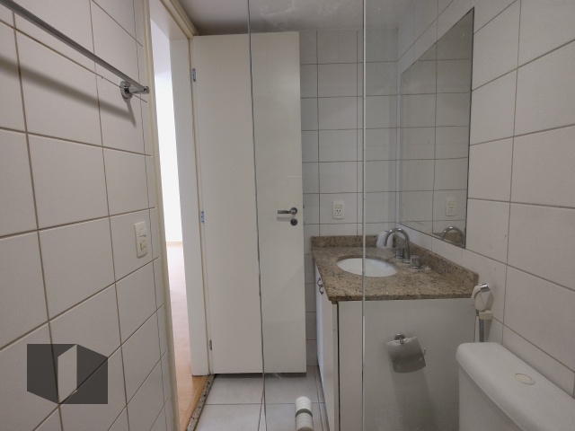 Apartamento para alugar com 2 quartos, 72m² - Foto 10