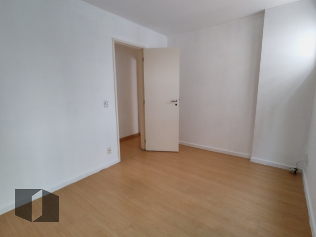 Apartamento para alugar com 2 quartos, 72m² - Foto 15