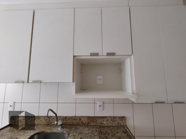 Apartamento para alugar com 2 quartos, 72m² - Foto 28