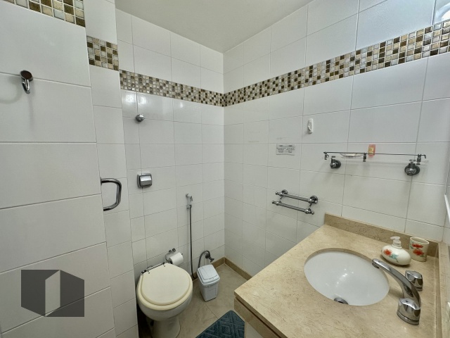 Apartamento para alugar com 2 quartos, 110m² - Foto 11