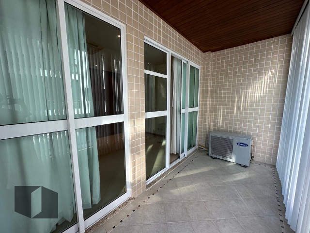 Apartamento para alugar com 3 quartos, 143m² - Foto 19