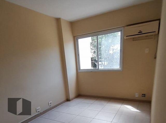 Apartamento à venda com 2 quartos, 64m² - Foto 7