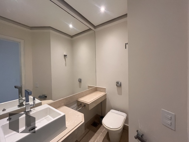 Apartamento para alugar com 4 quartos, 264m² - Foto 10