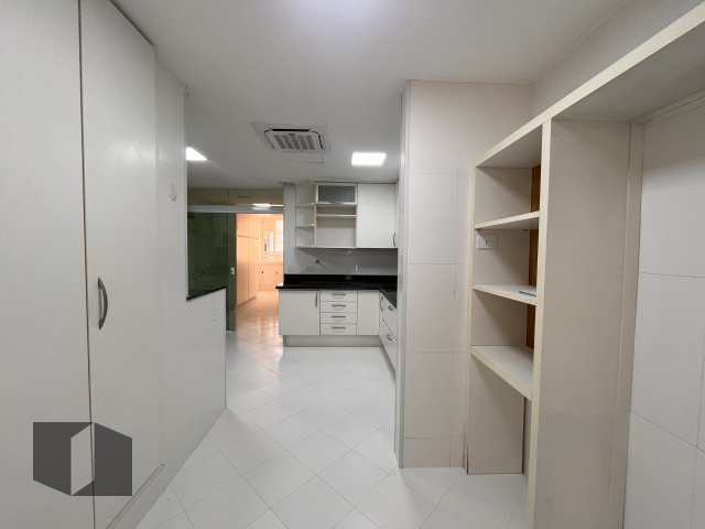 Apartamento para alugar com 4 quartos, 264m² - Foto 31