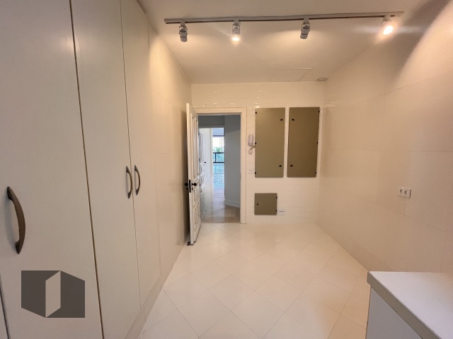 Apartamento para alugar com 4 quartos, 264m² - Foto 28