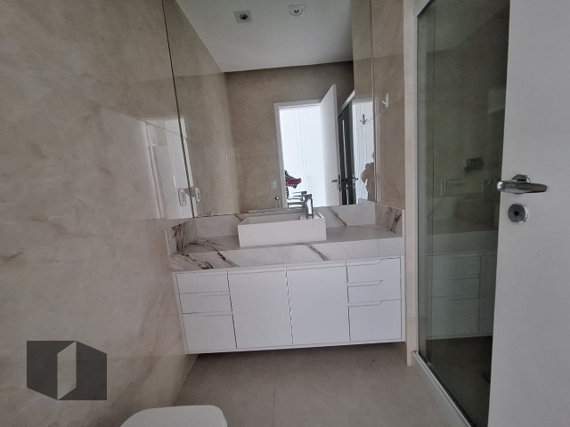 Apartamento para alugar com 4 quartos, 280m² - Foto 18