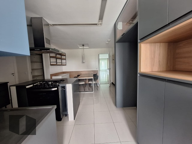 Apartamento para alugar com 4 quartos, 280m² - Foto 29