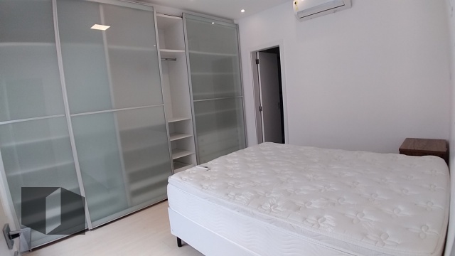 Apartamento para alugar com 4 quartos, 170m² - Foto 8