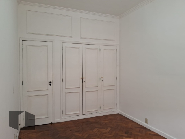 Apartamento para alugar com 3 quartos, 94m² - Foto 9