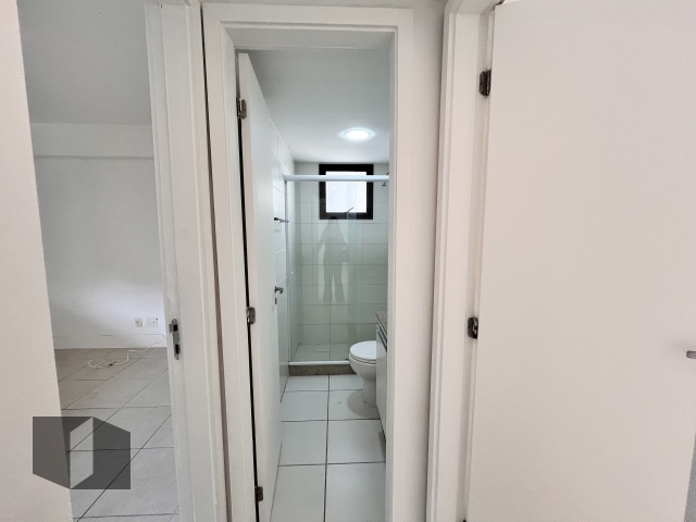 Apartamento para alugar com 2 quartos, 83m² - Foto 18