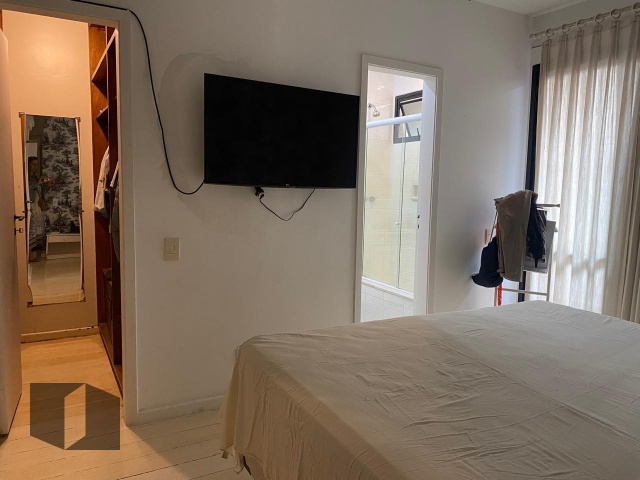 Apartamento para alugar com 4 quartos, 195m² - Foto 15