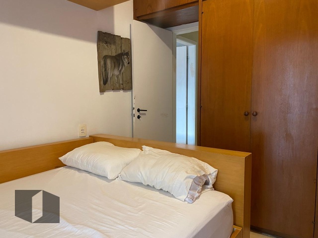 Apartamento para alugar com 4 quartos, 195m² - Foto 17