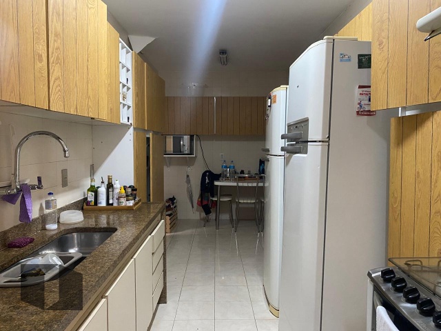 Apartamento para alugar com 4 quartos, 195m² - Foto 19